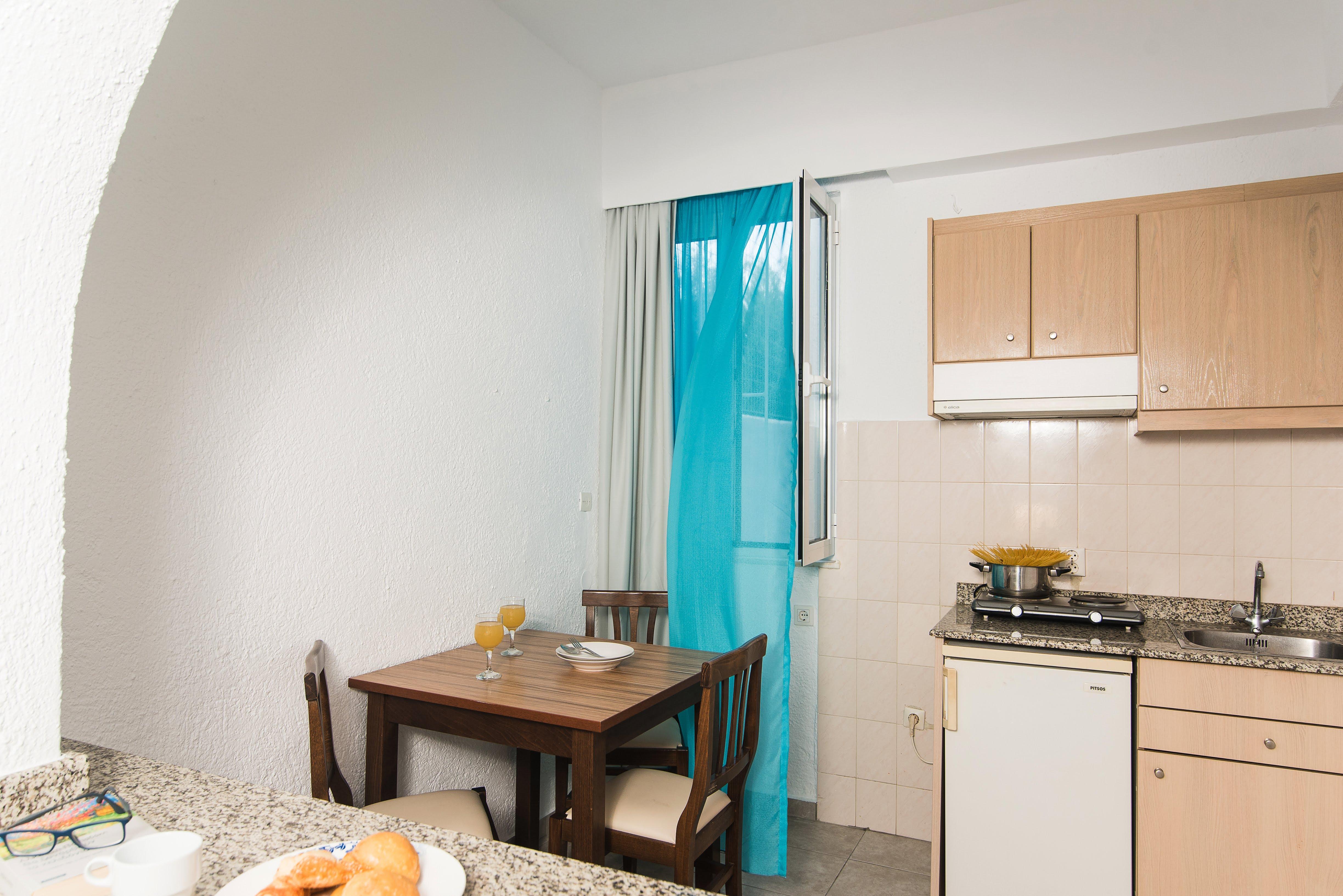 Ibiscus Hotel Malia Екстериор снимка