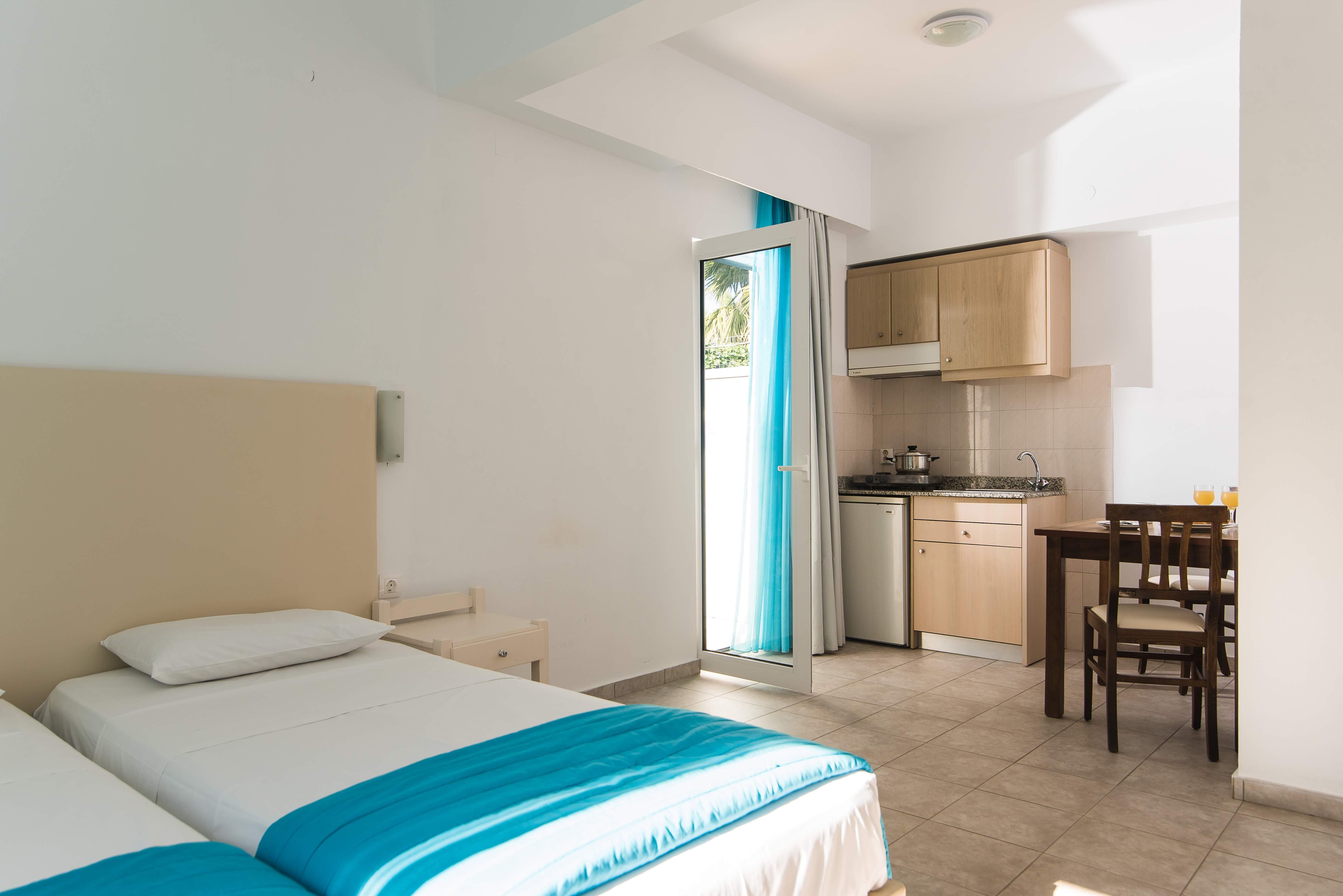 Ibiscus Hotel Malia Екстериор снимка